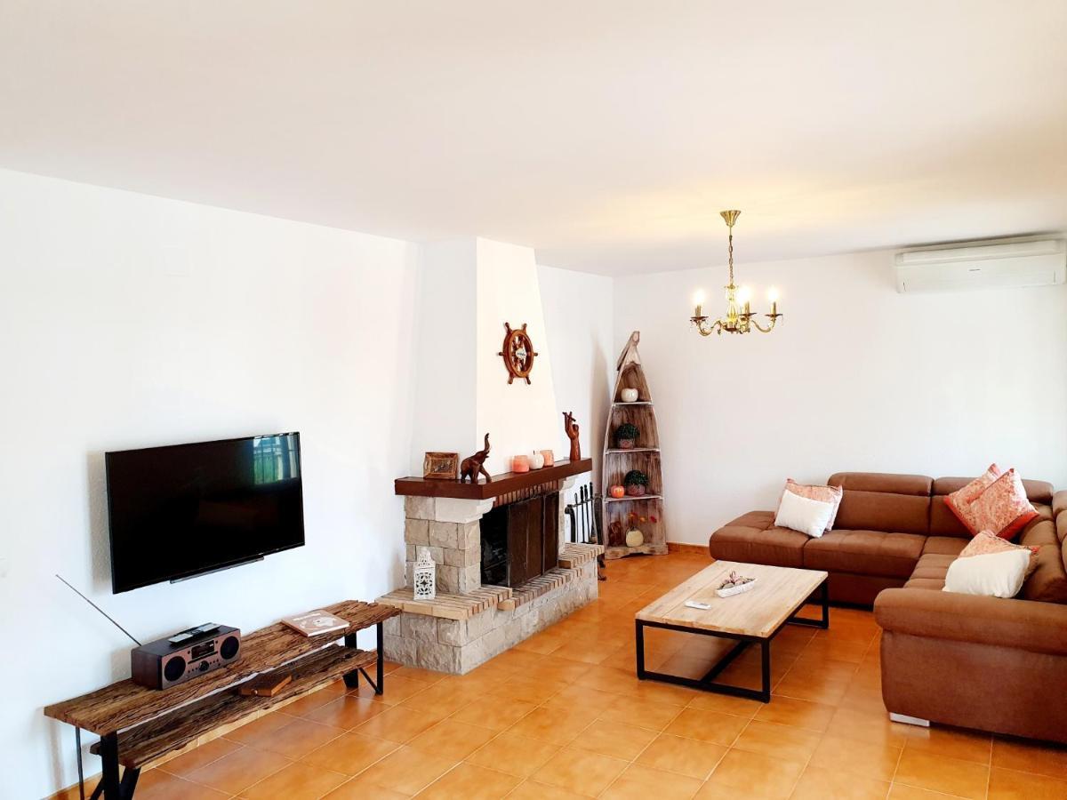 New Holiday House "Casa Mialina" With Private Pool, 300M To Beach Cambrils Zewnętrze zdjęcie
