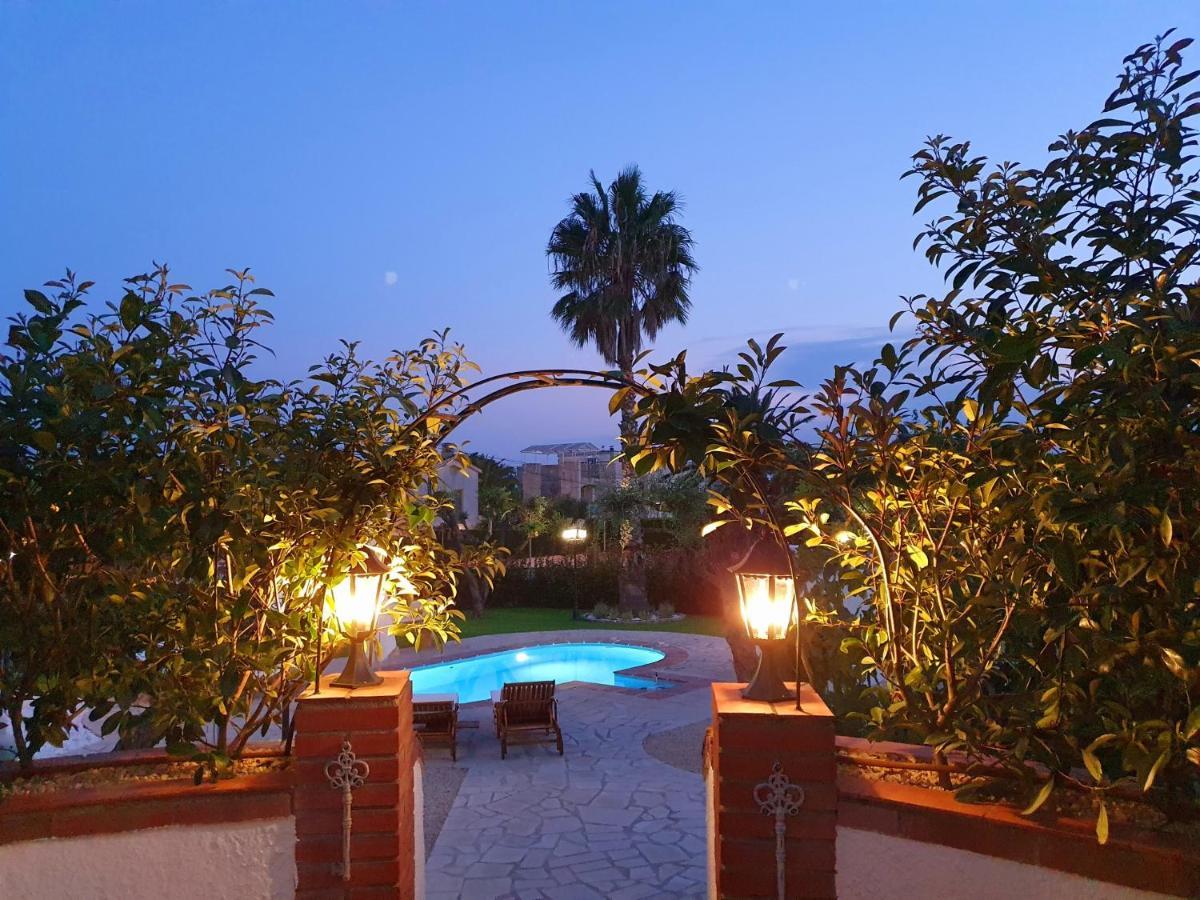 New Holiday House "Casa Mialina" With Private Pool, 300M To Beach Cambrils Zewnętrze zdjęcie