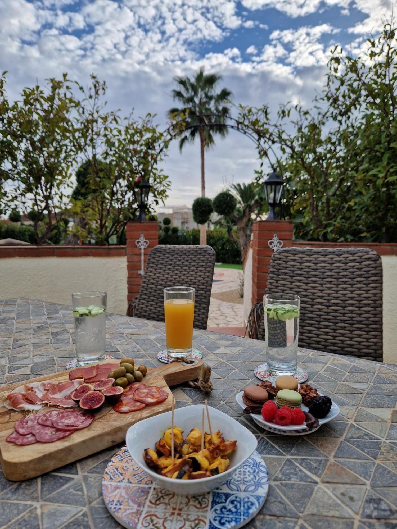 New Holiday House "Casa Mialina" With Private Pool, 300M To Beach Cambrils Zewnętrze zdjęcie